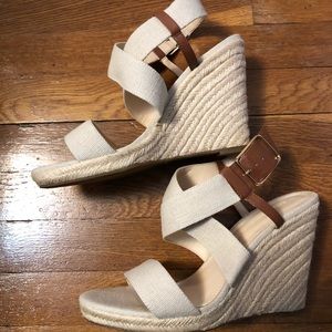 Banana Republic Tan Espadrilles Wedge Sandals